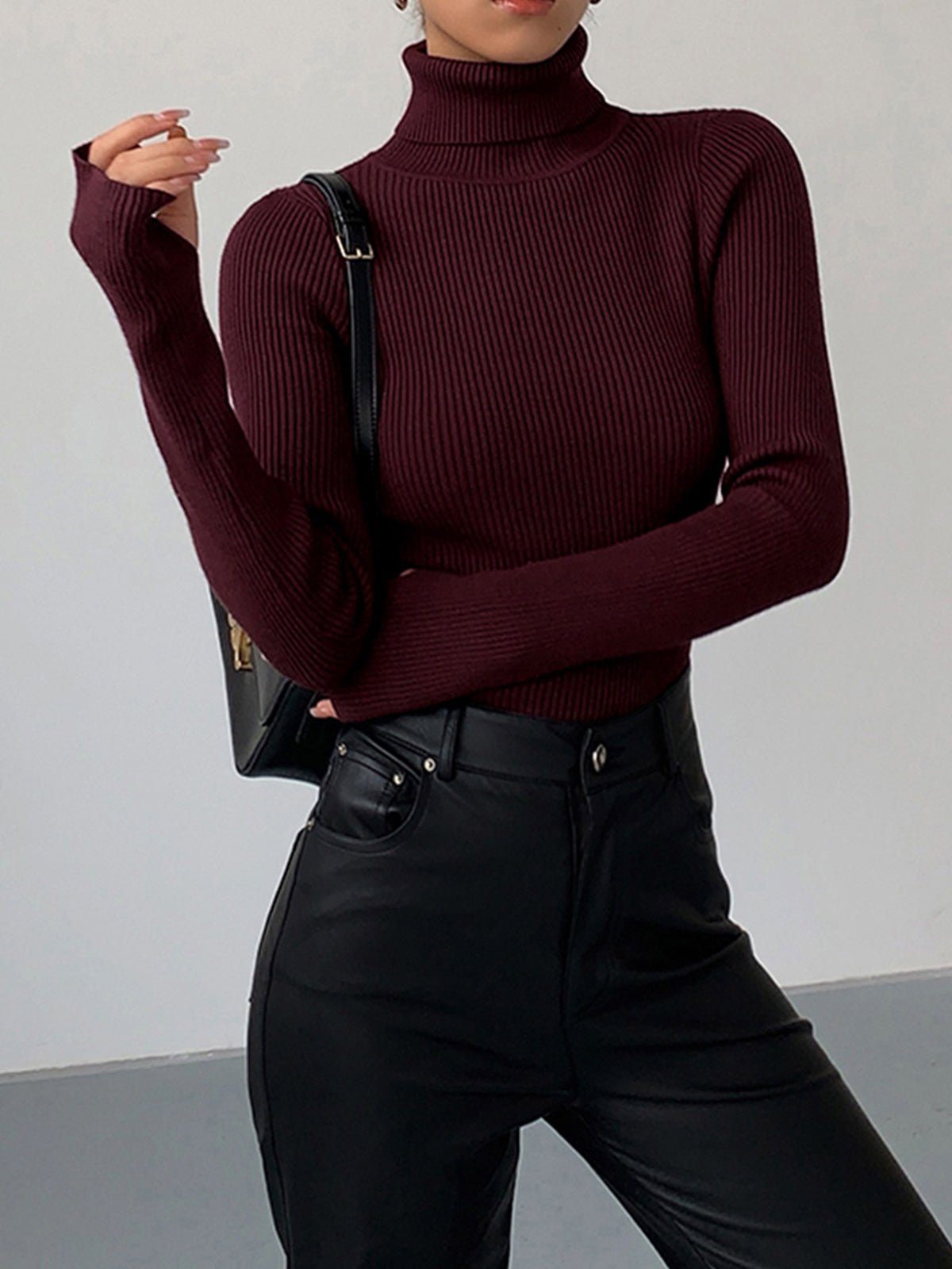 Minimalist Slim Knit Top